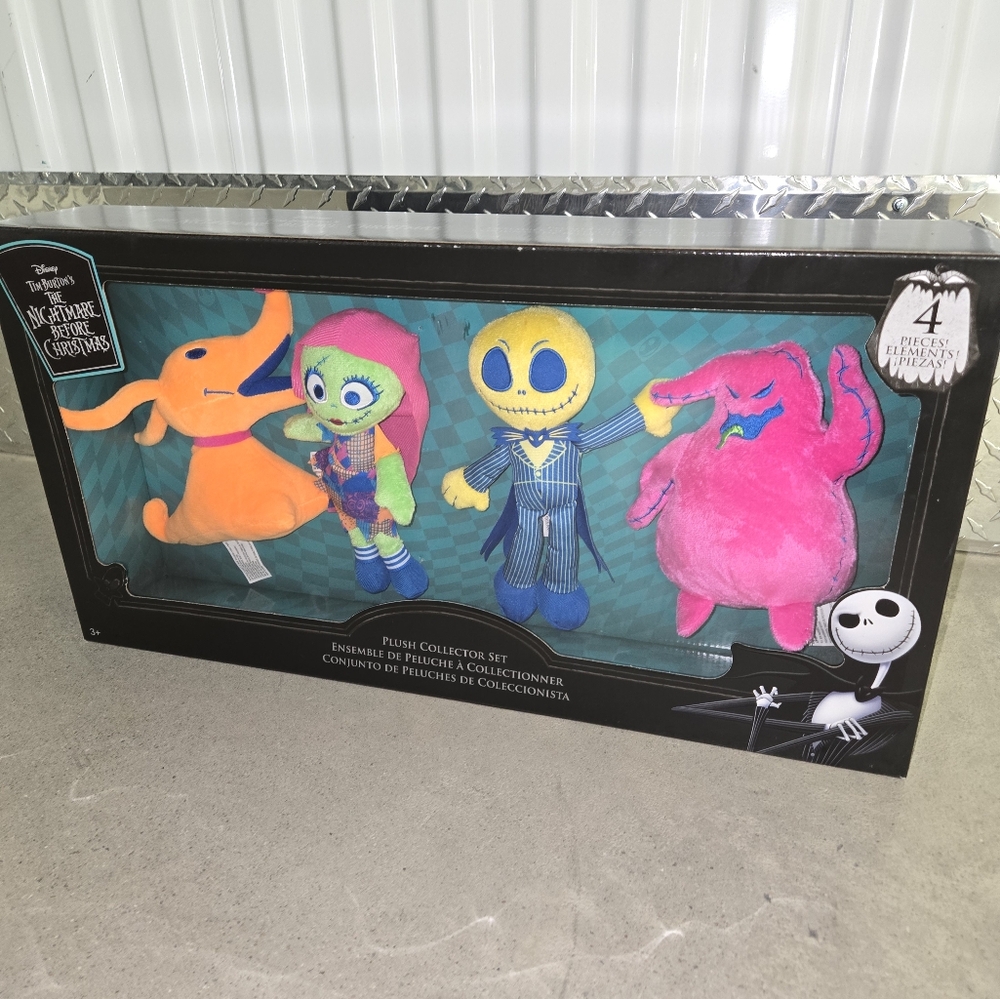 New Still in Box Disney The Nightmare Before Christmas Plush Collector Set